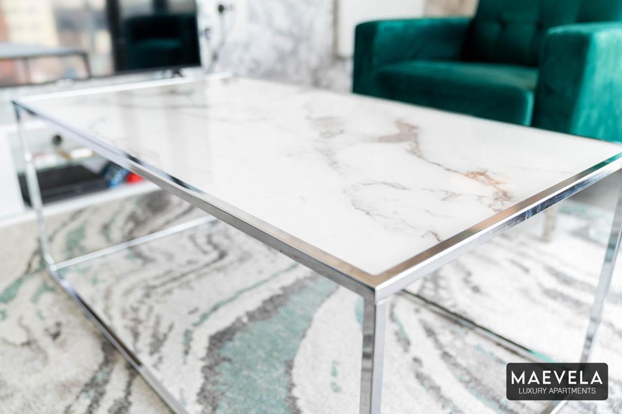 Maevela Apartments - Luxury Top Floor Penthouse - With Parking - 2 Bedroom New Build Apartment ✪ City Centre, Digbeth ✓ With Huge Patio Sliding Doors - City View - Rooftop Terrace - Ps4 & Smart Tv'S Birmingam Exterior foto