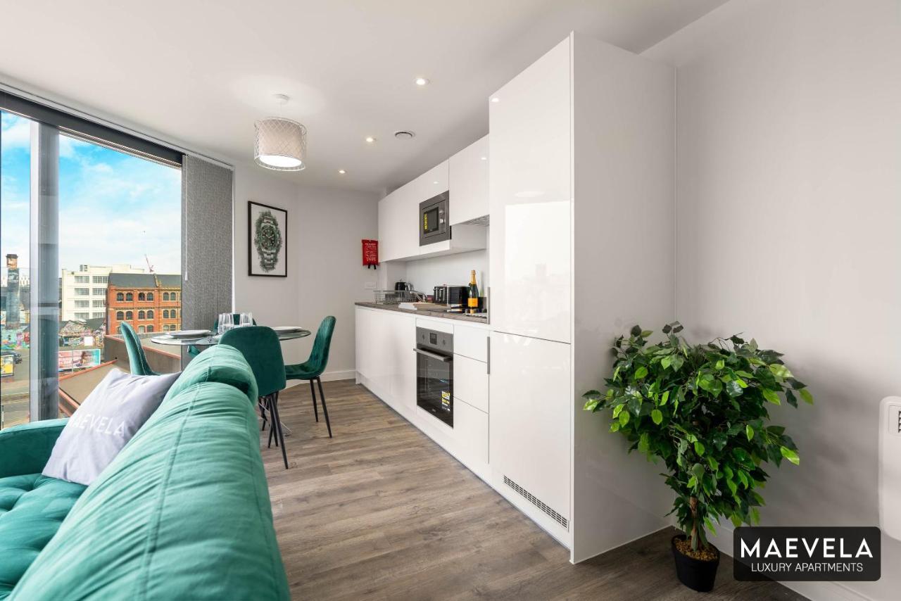 Maevela Apartments - Luxury Top Floor Penthouse - With Parking - 2 Bedroom New Build Apartment ✪ City Centre, Digbeth ✓ With Huge Patio Sliding Doors - City View - Rooftop Terrace - Ps4 & Smart Tv'S Birmingam Exterior foto